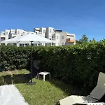 En Rez De Jardin Avec Pisicne Appartement